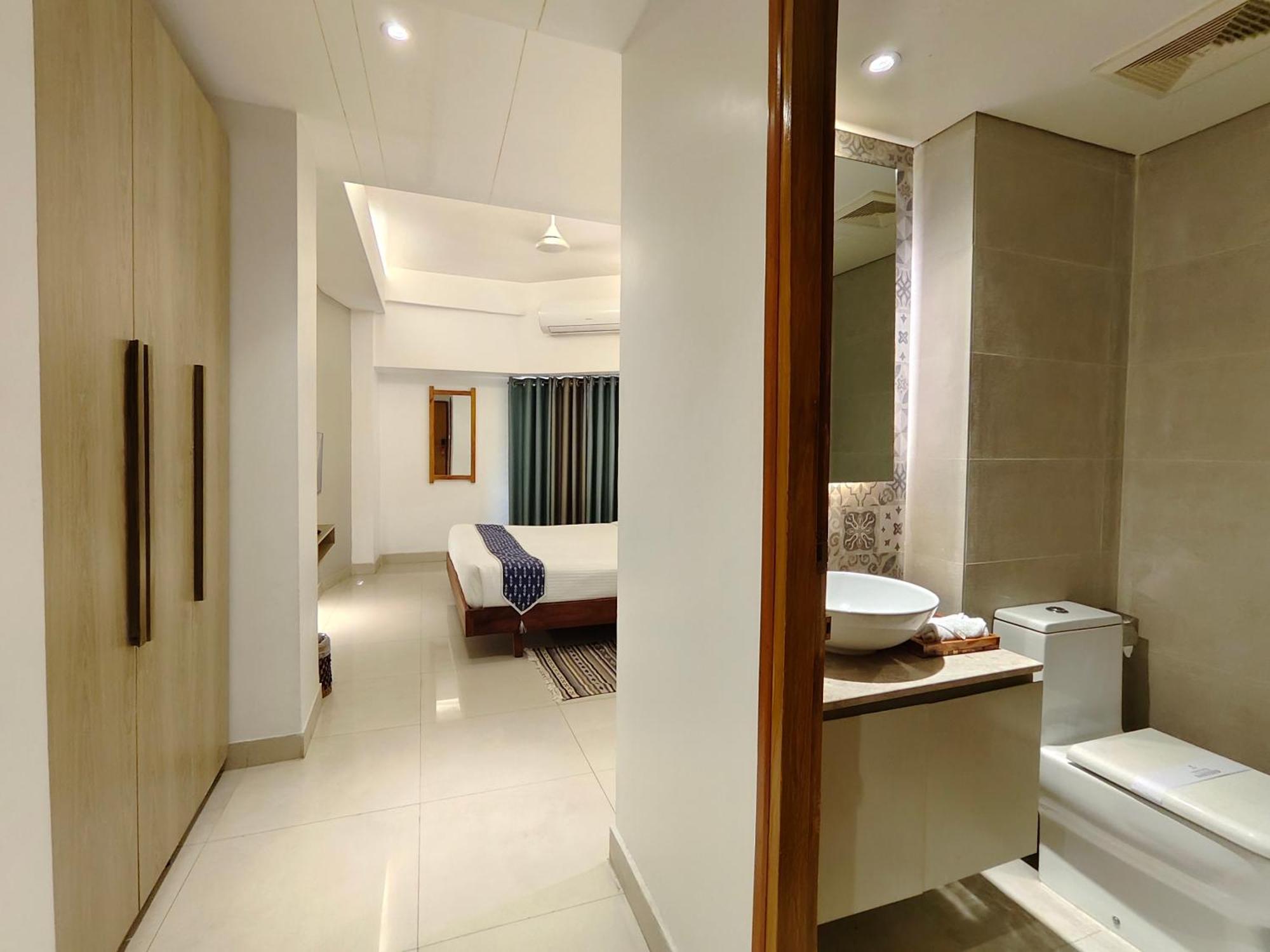 דאהקה Hotel Nandini מראה חיצוני תמונה