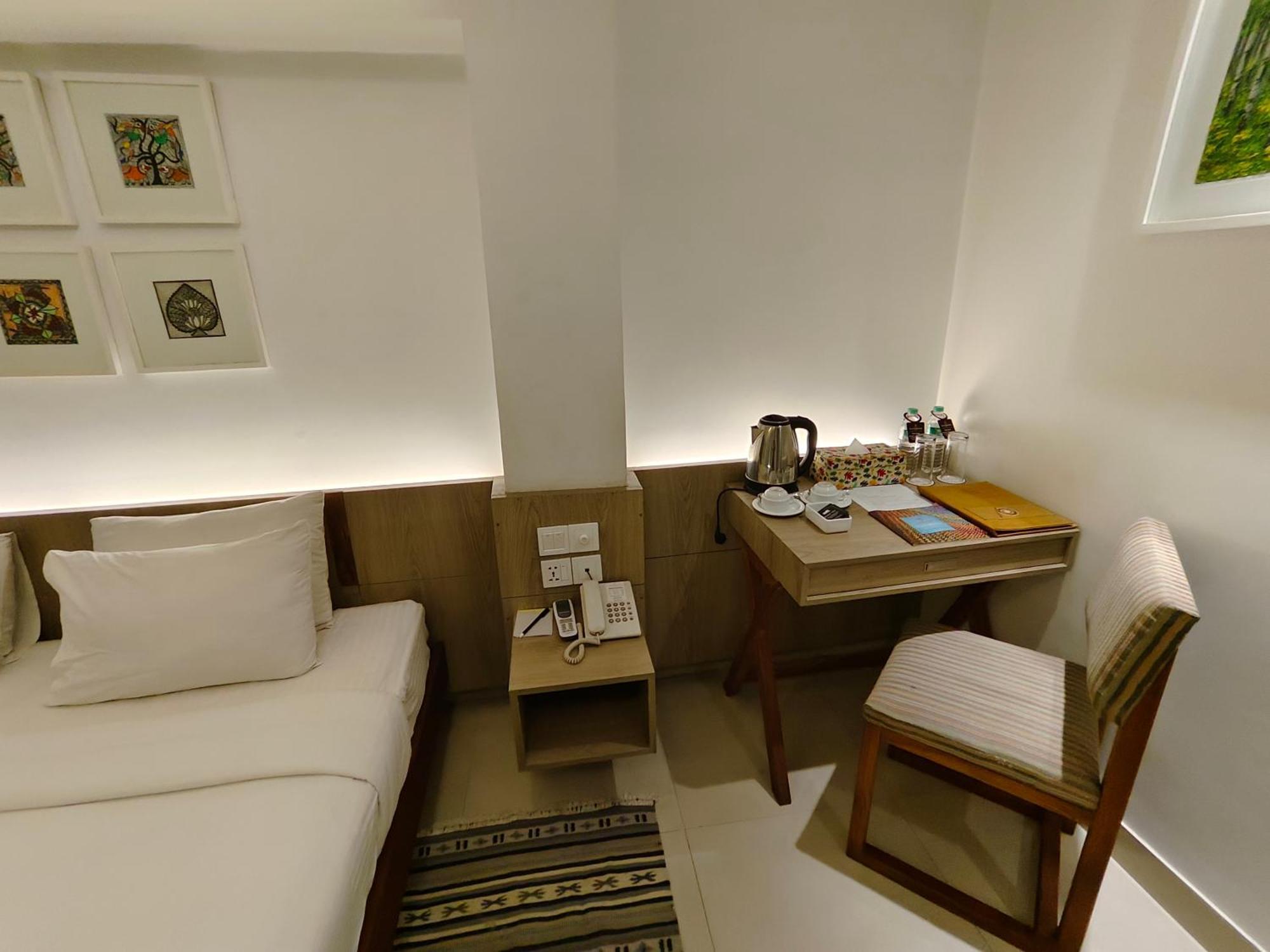 דאהקה Hotel Nandini מראה חיצוני תמונה