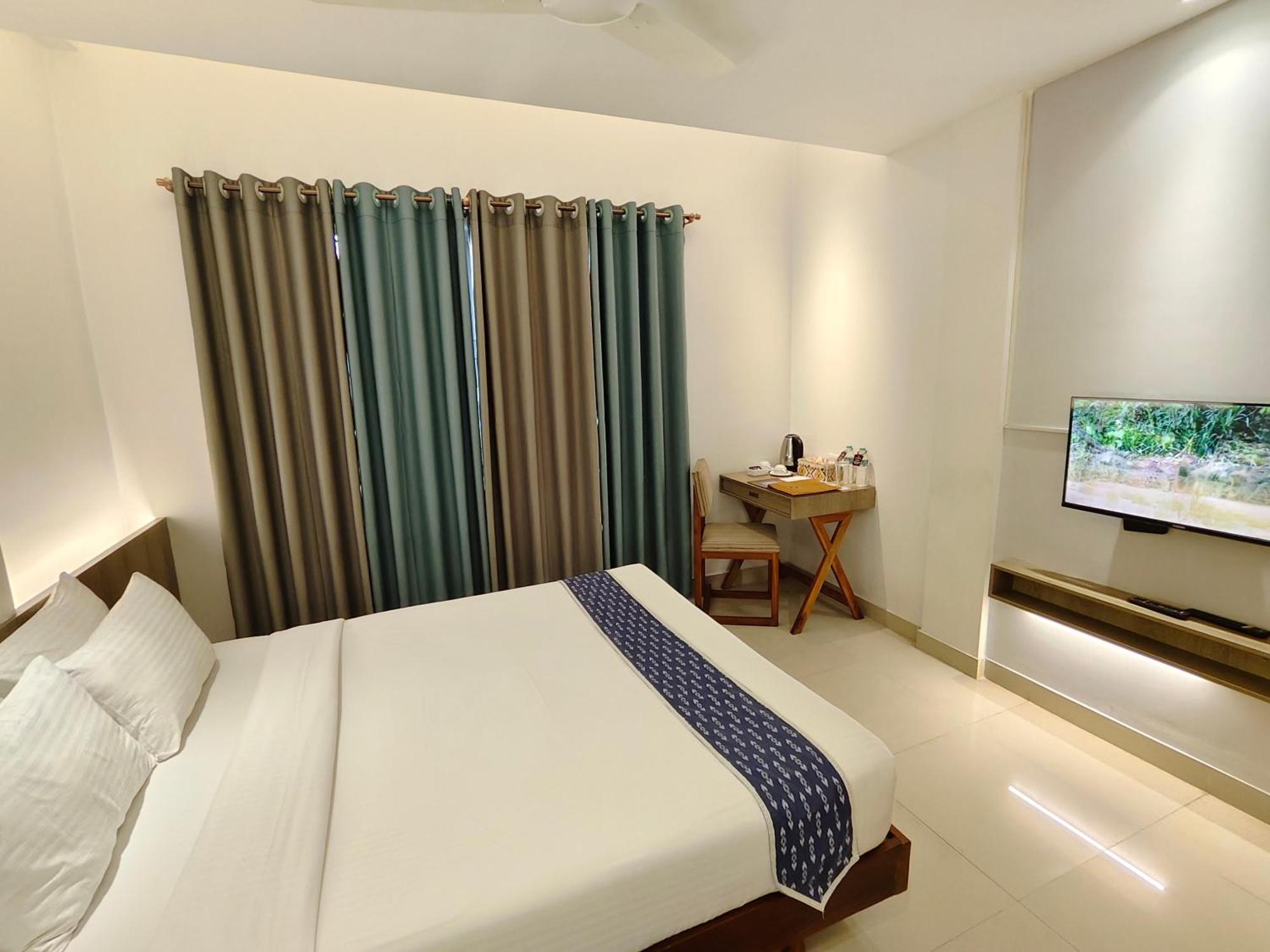 דאהקה Hotel Nandini מראה חיצוני תמונה