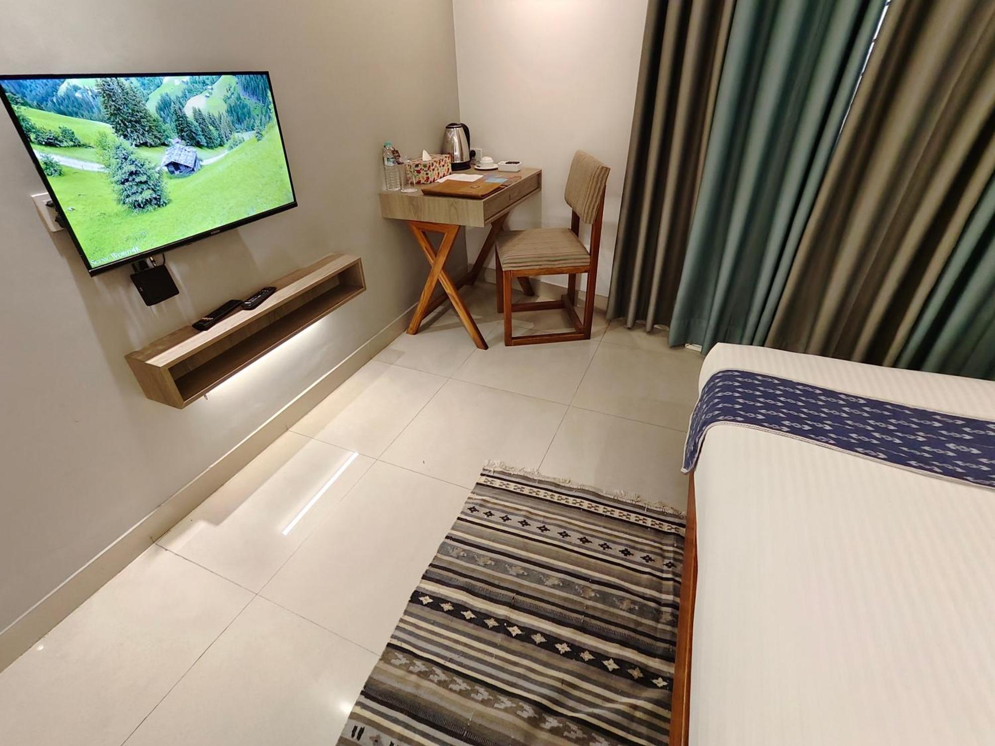 דאהקה Hotel Nandini מראה חיצוני תמונה