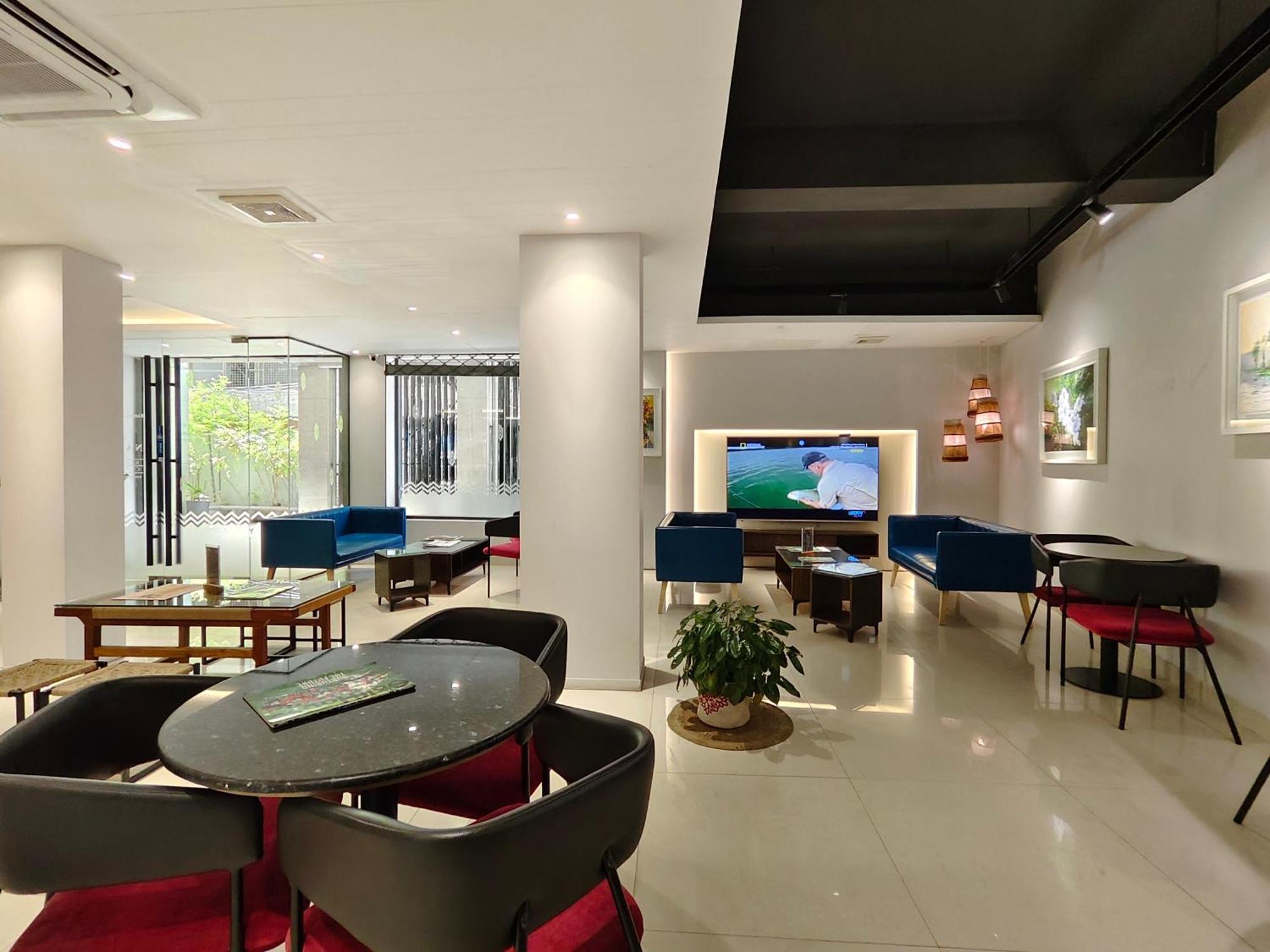דאהקה Hotel Nandini מראה חיצוני תמונה