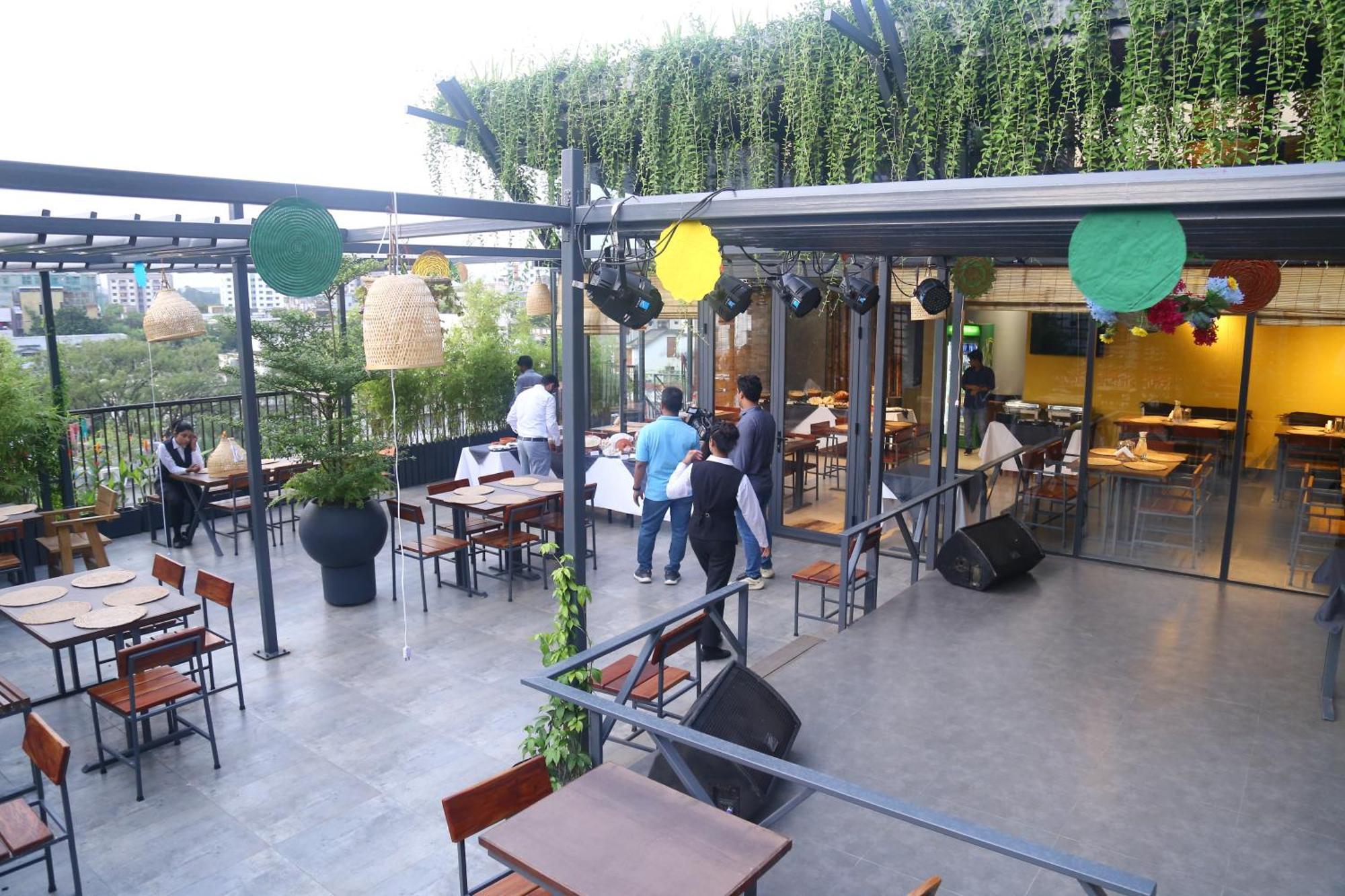 דאהקה Hotel Nandini מראה חיצוני תמונה
