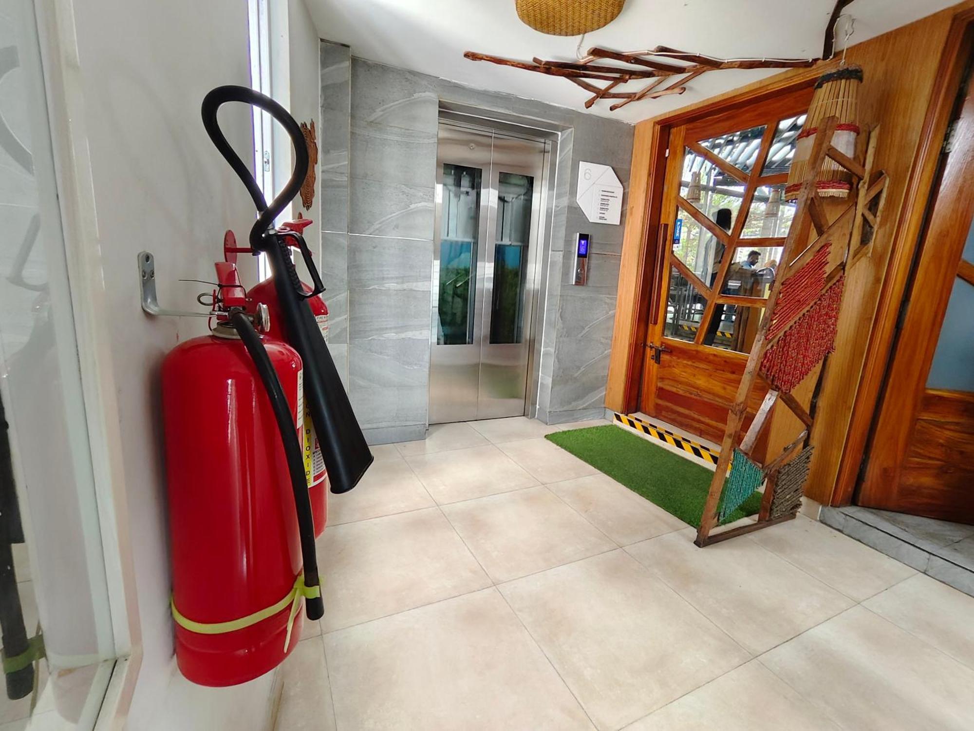 דאהקה Hotel Nandini מראה חיצוני תמונה